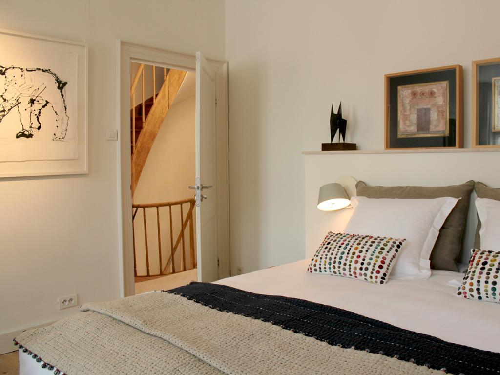 B&B Alphabet - Luxury Guesthouse And Art Gallery Bruges Room photo