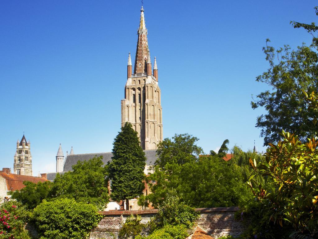 B&B Alphabet - Luxury Guesthouse And Art Gallery Bruges Exterior photo